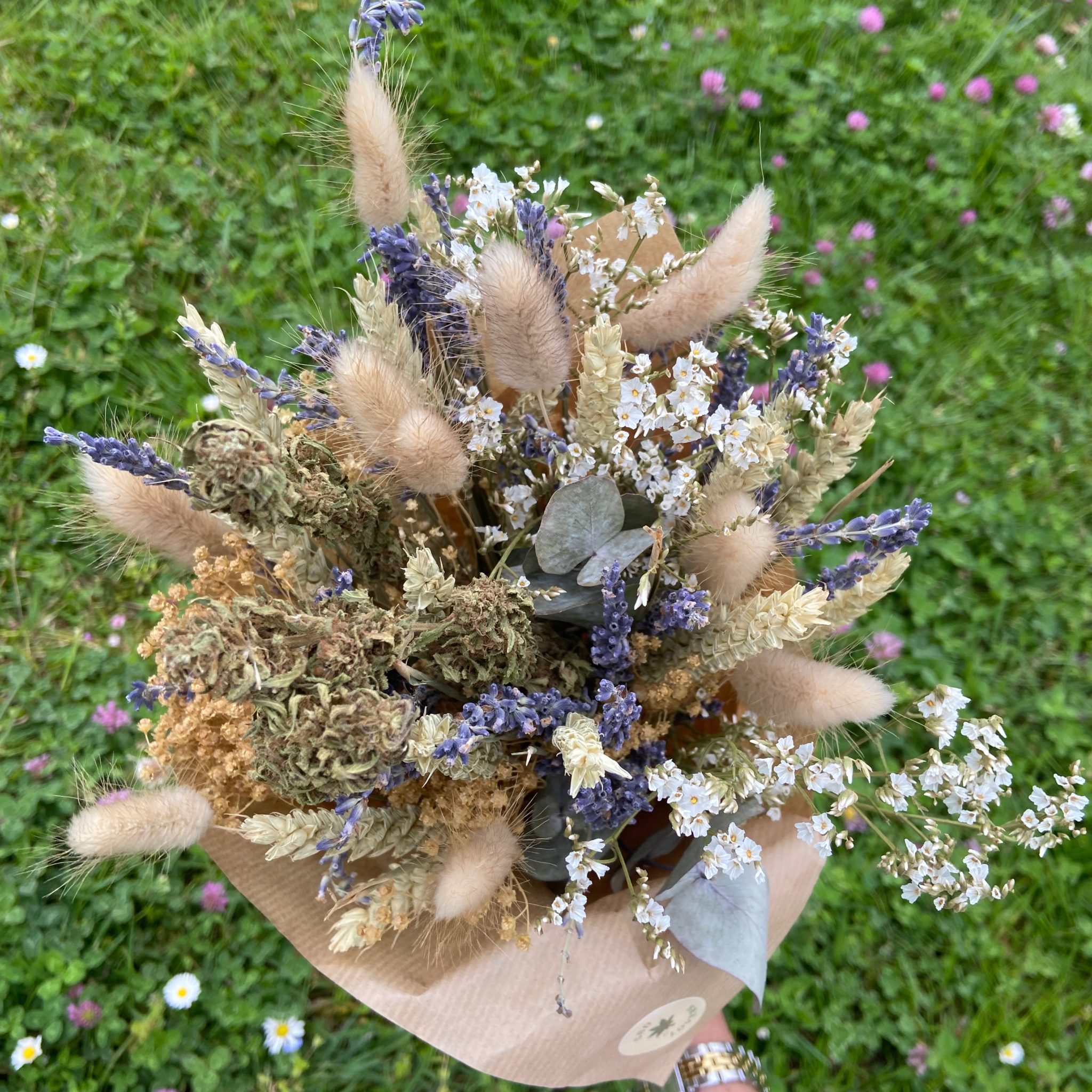 Bouquet fleurs de chanvre